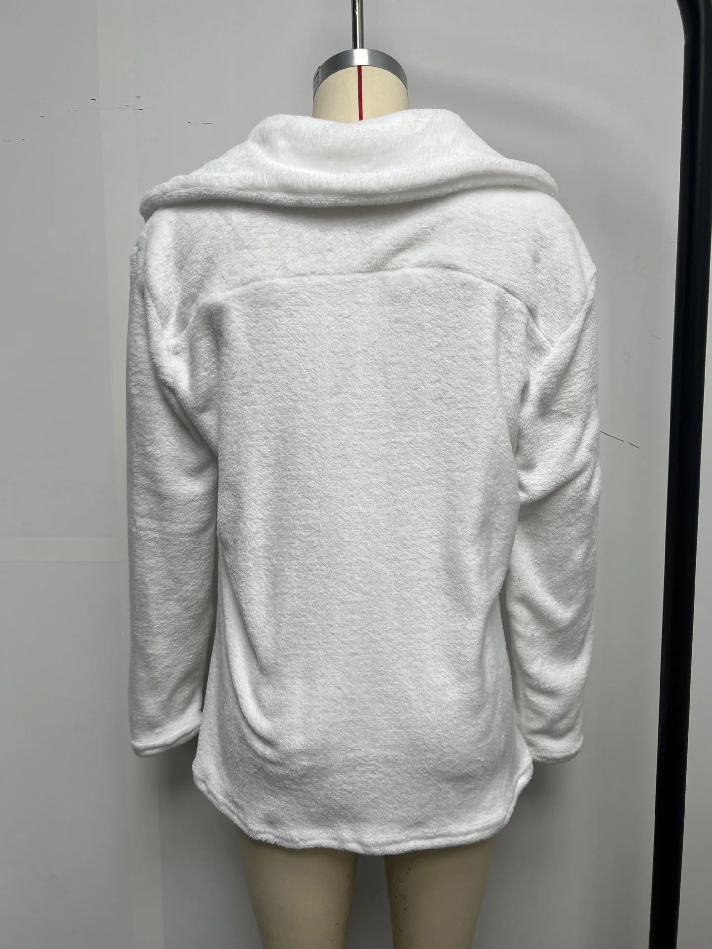 Velisse™ Plush Lapel Slim Jacket — Effortless Elegance for Autumn & Winter